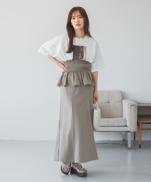 mysty woman（ミスティウーマン）の「フラワーモチーフTシャツ　572883（Tシャツ/カットソー・レディース・ホワイト系その他/グレー系その他/オフホワイト/グレー・FREE）」の8枚目の写真