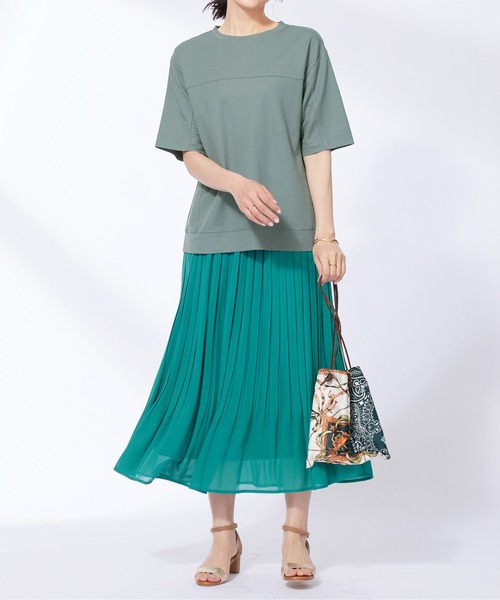BELLUNA PLUS(ベルーナ)の「涼感素材切替デザインプルオーバー(Tシャツ/カットソー・レディース・ブルーグレー/レッド系その他/ネイビー・MEDIUM/LARGE/X-LARGE)」の16枚目の写真