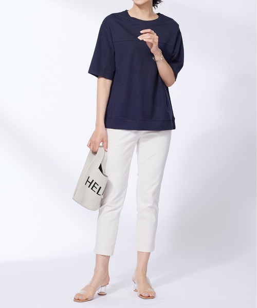 BELLUNA PLUS(ベルーナ)の「涼感素材切替デザインプルオーバー(Tシャツ/カットソー・レディース・ブルーグレー/レッド系その他/ネイビー・MEDIUM/LARGE/X-LARGE)」の4枚目の写真