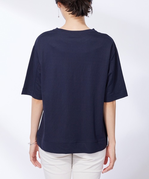 BELLUNA PLUS(ベルーナ)の「涼感素材切替デザインプルオーバー(Tシャツ/カットソー・レディース・ブルーグレー/レッド系その他/ネイビー・MEDIUM/LARGE/X-LARGE)」の12枚目の写真
