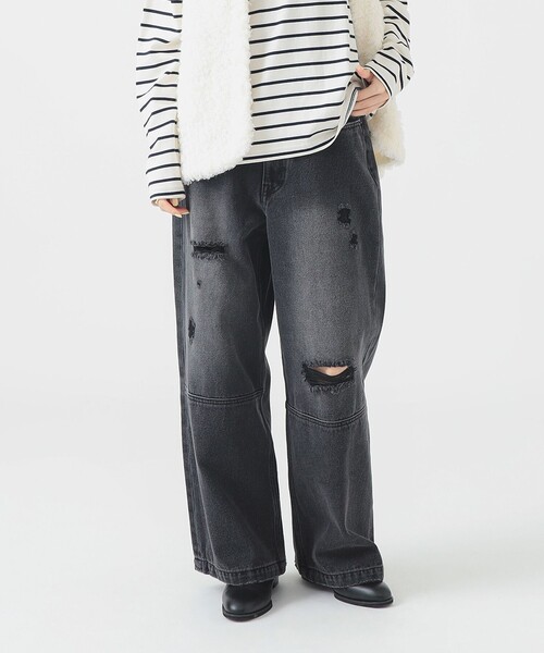 B:MING by BEAMS(ビーミングバイビームス)の「ダメージ デニムパンツ(S~M)(デニムパンツ・レディース・ライトブルー/ブラック・MEDIUM/SMALL)」の9枚目の写真