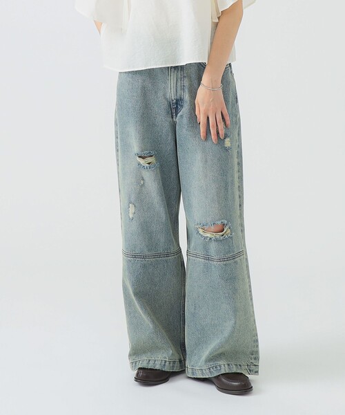 B:MING by BEAMS(ビーミングバイビームス)の「ダメージ デニムパンツ(S~M)(デニムパンツ・レディース・ライトブルー/ブラック・MEDIUM/SMALL)」の8枚目の写真