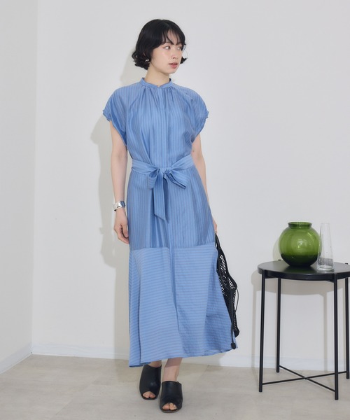 KATHARINE ROSS（キャサリンロス）の「【KATHARINE ROSS】シアーブライトドビーストライプワンピース（ワンピース・レディース・ホワイト/ベージュ/ブルー・MEDIUM）」の17枚目の写真