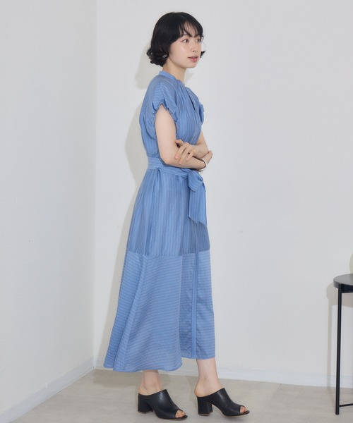 KATHARINE ROSS（キャサリンロス）の「【KATHARINE ROSS】シアーブライトドビーストライプワンピース（ワンピース・レディース・ホワイト/ベージュ/ブルー・MEDIUM）」の13枚目の写真