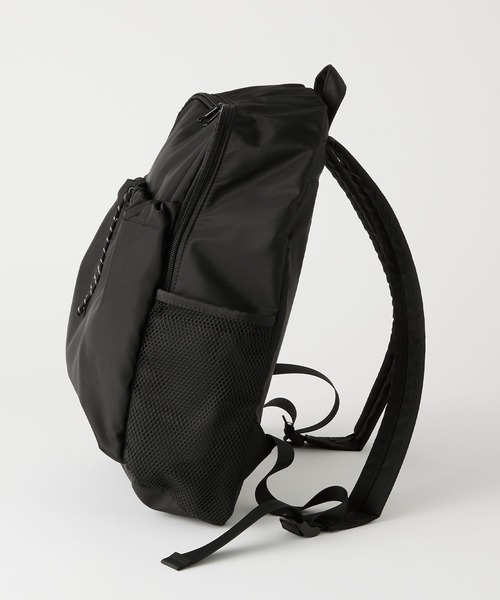 THE CRAFT CREW PRODUCTS(ザクラフトクループロダクツ)の「<撥水加工>ファンクション ドローコードポケットバックパック【THE CRAFT CREW PRODUCTS】(バックパック/リュック・レディース・ネイビー/チャコール/ブラック/ブラウン・FREE)」の6枚目の写真