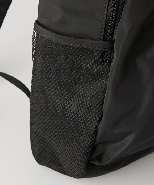 THE CRAFT CREW PRODUCTS(ザクラフトクループロダクツ)の「<撥水加工>ファンクション ドローコードポケットバックパック【THE CRAFT CREW PRODUCTS】(バックパック/リュック・レディース・ネイビー/チャコール/ブラック/ブラウン・FREE)」の14枚目の写真