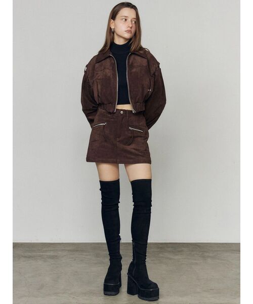 EMODA(エモダ)の「フェイクスエードミニスカート(スカート・レディース・ブラウン/ブラック・SMALL/MEDIUM)」の16枚目の写真