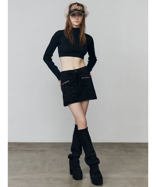 EMODA(エモダ)の「フェイクスエードミニスカート(スカート・レディース・ブラウン/ブラック・SMALL/MEDIUM)」の18枚目の写真