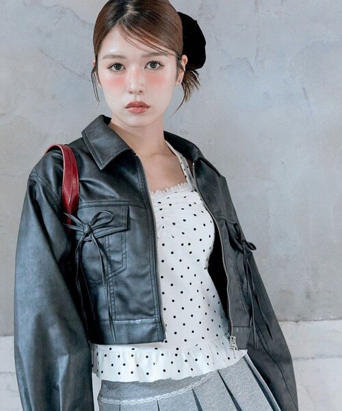 OLIVE des OLIVE(オリーブデオリーブ)の「ダブルリボンエコレザーブルゾン(ブルゾン・レディース・キャメル/ブラウン/ブラック・FREE)」の4枚目の写真