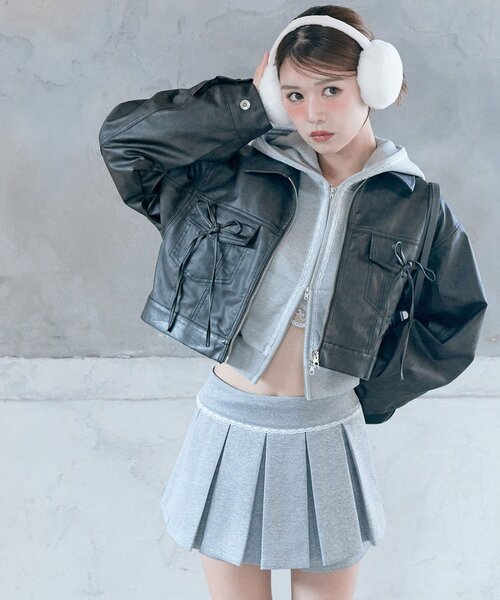 OLIVE des OLIVE(オリーブデオリーブ)の「ダブルリボンエコレザーブルゾン(ブルゾン・レディース・キャメル/ブラウン/ブラック・FREE)」の6枚目の写真