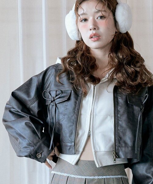 OLIVE des OLIVE(オリーブデオリーブ)の「ダブルリボンエコレザーブルゾン(ブルゾン・レディース・キャメル/ブラウン/ブラック・FREE)」の21枚目の写真