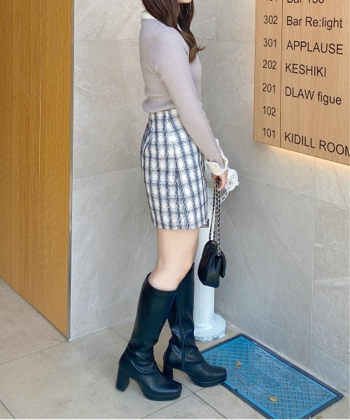 INGNI（イング）の「配色襟フェザーニット（ニット/セーター・レディース・ホワイト×ブラック/ブラック×ホワイト/グレー系8・M）」の20枚目の写真