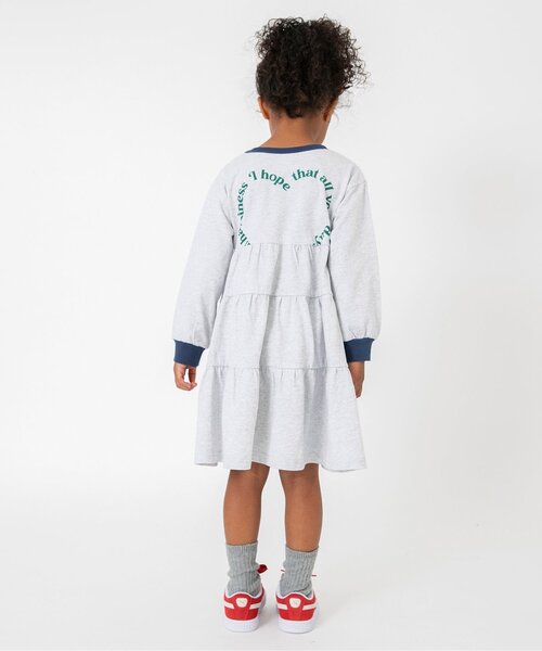 BREEZE（ブリーズ）の「【ジュニア対応】カレッジティアードワンピ―ス（ワンピース・キッズ・チャコール/レッド/グレー・80/90/100/110/120/130/140）」の5枚目の写真