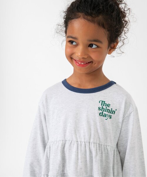 BREEZE（ブリーズ）の「【ジュニア対応】カレッジティアードワンピ―ス（ワンピース・キッズ・チャコール/レッド/グレー・80/90/100/110/120/130/140）」の6枚目の写真