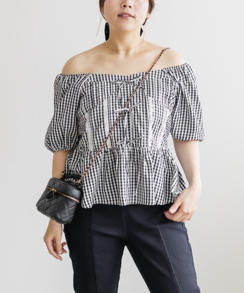 CLETTE(クレット)の「CLETTEオリジナルレース使いピンタックブラウス(シャツ/ブラウス・レディース・イエロー/ブラック/ブラック系その他・LL/3L/4L)」の5枚目の写真