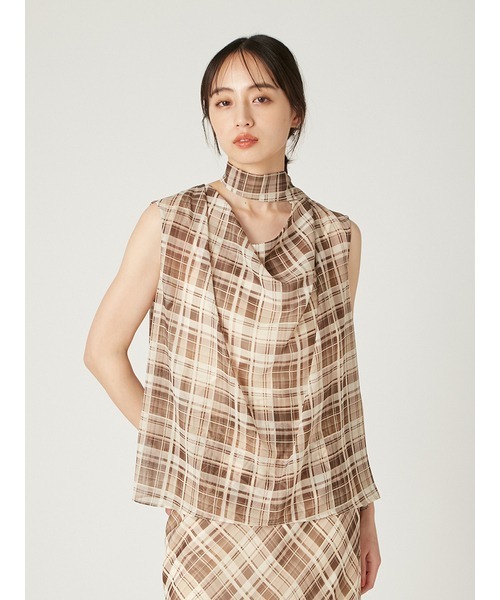 FRAY I.D（フレイアイディー）の「ドレープネックノースリーブブラウス（シャツ/ブラウス・レディース・ベージュ/ネイビー/ブラック・F）」の4枚目の写真