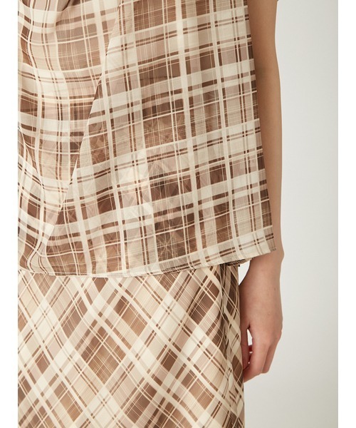 FRAY I.D（フレイアイディー）の「ドレープネックノースリーブブラウス（シャツ/ブラウス・レディース・ベージュ/ネイビー/ブラック・F）」の9枚目の写真