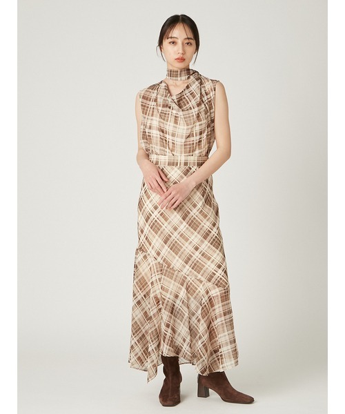 FRAY I.D（フレイアイディー）の「ドレープネックノースリーブブラウス（シャツ/ブラウス・レディース・ベージュ/ネイビー/ブラック・F）」の13枚目の写真