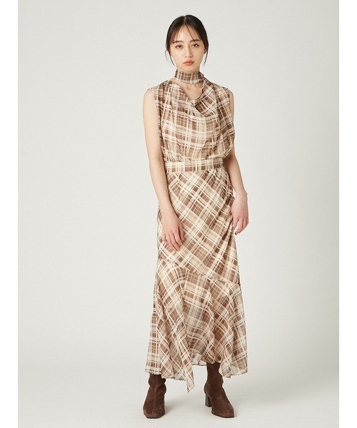 FRAY I.D（フレイアイディー）の「ドレープネックノースリーブブラウス（シャツ/ブラウス・レディース・ベージュ/ネイビー/ブラック・F）」の14枚目の写真