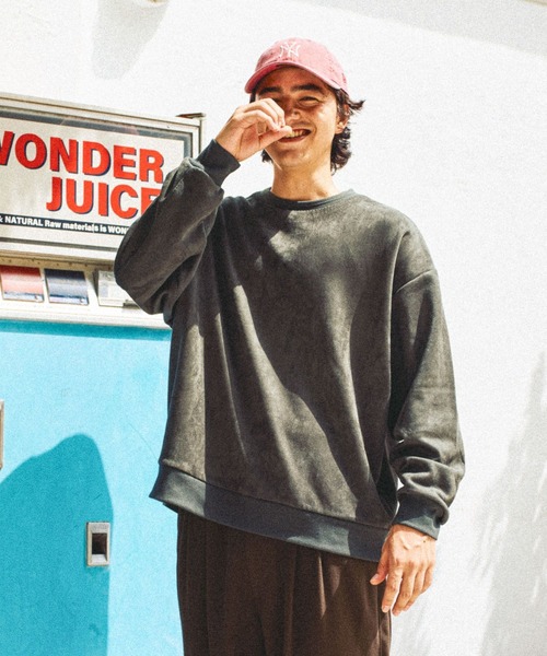 niko and...（ニコアンド）の「フェイクスウェードステッチプルオーバー（スウェット・メンズ・チャコール/オレンジ/スモーク/グリーン・MEDIUM/LARGE）」の2枚目の写真