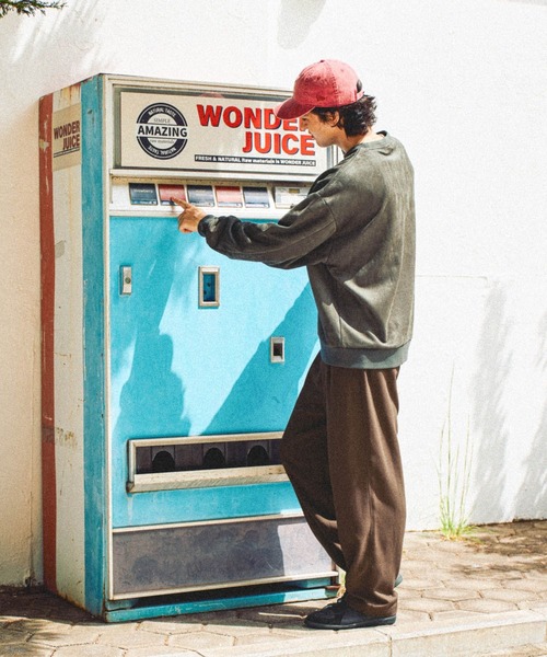 niko and...（ニコアンド）の「フェイクスウェードステッチプルオーバー（スウェット・メンズ・チャコール/オレンジ/スモーク/グリーン・MEDIUM/LARGE）」の10枚目の写真