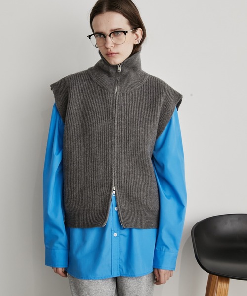 Auntie Rosa Holiday（アンティローザホリデー）の「ジップアップニットベスト（ベスト・レディース・ブラック/アイボリー/グレー・FREE）」の15枚目の写真