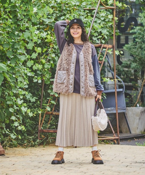 niko and（ニコアンド）の「スウェードプリーツスカート（スカート