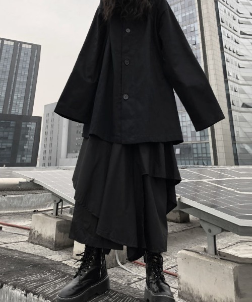 cammie(キャミー)の「ランダムフリルデザインスカート(スカート・レディース・ブラック・M/L)」の4枚目の写真
