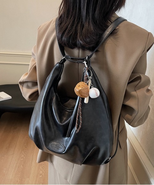 Y2Kチャーム付き大容量バッグ レザーマルチショルダーバック 通勤用