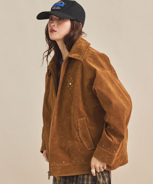 MIRROR STOKE(ミラーストーク)の「【ZOZO限定】SUEDE STUDS JACKET/スエードスタッズジャケット(その他アウター・レディース・ブラック/キャメル・MEDIUM)」の11枚目の写真