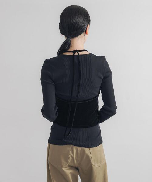 URBAN RESEARCH(アーバンリサーチ)の「ホルターネックベロアビスチェ(その他トップス・レディース・ブルー/ブラック・FREE)」の18枚目の写真