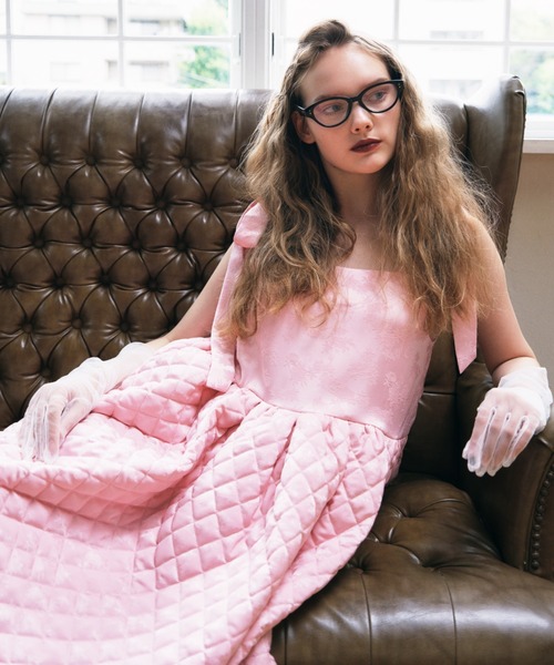 HONEY MI HONEY（ハニーミーハニー）の「quilting rose satin tiered mini one-piece（ワンピース・レディース・ピンク/ブラック/アイボリー/サックスブルー・FREE）」の9枚目の写真