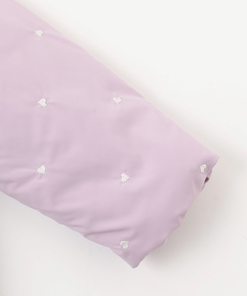 Lycee mine(リセマイン)の「アソート総刺しゅうノーカラーブルゾン(ブルゾン・キッズ・ピンク/ラベンダー/ブラック/マルチ/アイボリー/グレイッシュベージュ・100cm/110cm/120cm/130cm/140cm/150cm)」の20枚目の写真