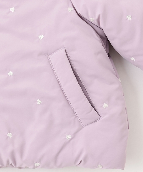 Lycee mine(リセマイン)の「アソート総刺しゅうノーカラーブルゾン(ブルゾン・キッズ・ピンク/ラベンダー/ブラック/マルチ/アイボリー/グレイッシュベージュ・100cm/110cm/120cm/130cm/140cm/150cm)」の21枚目の写真