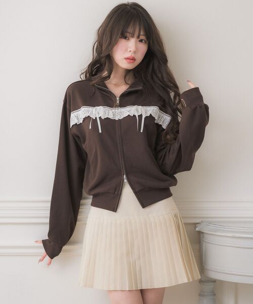 ems excite(エムズエキサイト)の「レース&リボンつきトラックJK(その他アウター・レディース・ダークグレー/ダークブルー/ブラウン・FREE)」の10枚目の写真