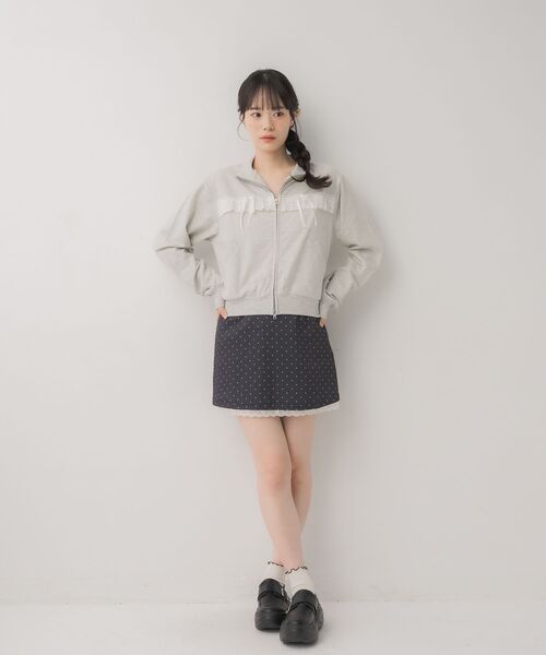 ems excite(エムズエキサイト)の「レース&リボンつきトラックJK(その他アウター・レディース・ダークグレー/ダークブルー/ブラウン・FREE)」の14枚目の写真