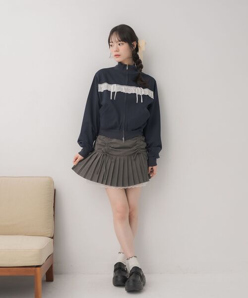 ems excite(エムズエキサイト)の「レース&リボンつきトラックJK(その他アウター・レディース・ダークグレー/ダークブルー/ブラウン・FREE)」の22枚目の写真