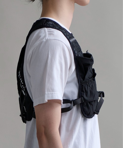 CALIFORNIA OUTFITTERS（カリフォルニア アウトフィッターズ）の「9C14 ハイドレーション ランニングベスト（スポーツグッズ・メンズ・ブラック・ONESIZE）」の19枚目の写真