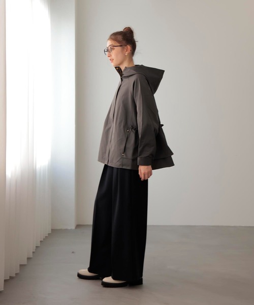 Jines（ジネス）の「【撥水加工】ナチュラルストレッチ バックギャザーマウンテンパーカー（マウンテンパーカー・レディース・チャコールグレー/キャメル/ネイビー・38）」の11枚目の写真