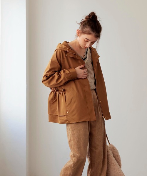 Jines（ジネス）の「【撥水加工】ナチュラルストレッチ バックギャザーマウンテンパーカー（マウンテンパーカー・レディース・チャコールグレー/キャメル/ネイビー・38）」の16枚目の写真