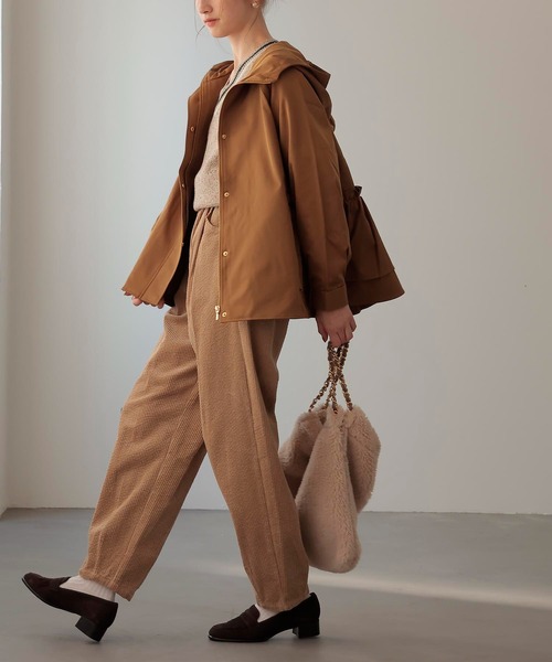 Jines（ジネス）の「【撥水加工】ナチュラルストレッチ バックギャザーマウンテンパーカー（マウンテンパーカー・レディース・チャコールグレー/キャメル/ネイビー・38）」の20枚目の写真