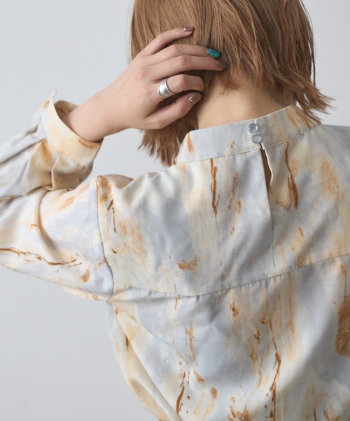 deux amour(ドゥーザムール)の「柄ブラウス(シャツ/ブラウス・レディース・イエロー/ブルー・M)」の19枚目の写真