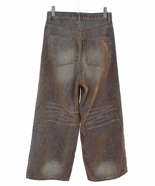 ADAM PATEK(アダムパテック)の「ADAMPATEK/velour dust wide pants/フロッキーデニムブラストワイドパンツ(デニムパンツ・メンズ・ブラック/ブラウン・1/2)」の5枚目の写真