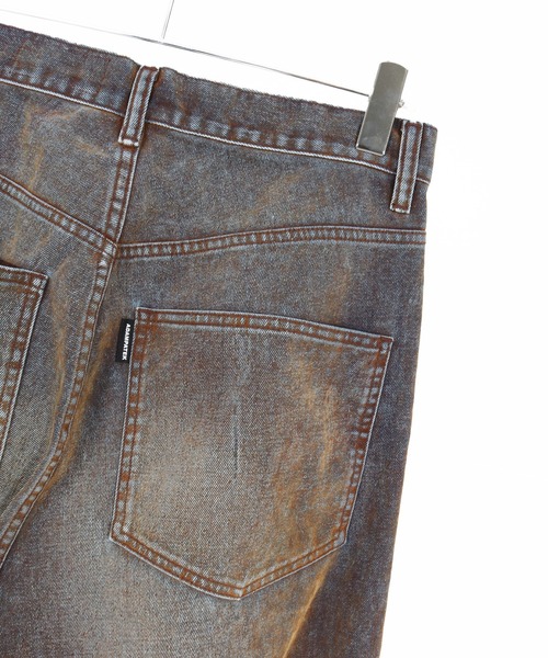ADAM PATEK(アダムパテック)の「ADAMPATEK/velour dust wide pants/フロッキーデニムブラストワイドパンツ(デニムパンツ・メンズ・ブラック/ブラウン・1/2)」の12枚目の写真