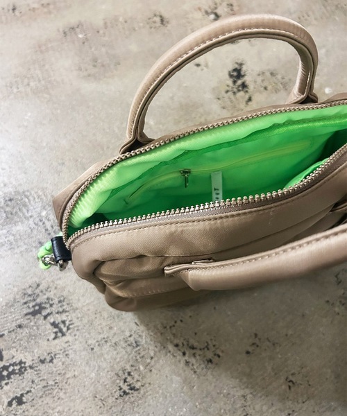 COMMON WARE(コモンウェアー)の「EM:cheek チーク W pocket 3way boston ダブルポケット3WAYボストン(ボストンバッグ・レディース・グレー/ブラック/ベージュ/カーキ・FREE)」の16枚目の写真