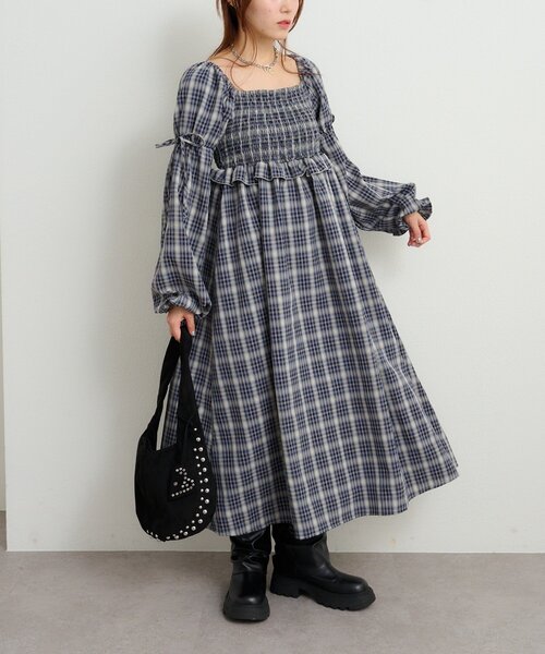 シャーリングチェックワンピース