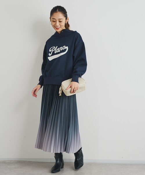 un dix cors（アンディコール）の「《大人カジュアルに》裏毛ロゴデザインネックプルオーバー（スウェット・レディース・グレー/ネイビー/バーガンディー/ホワイト系その他・FREE）」の15枚目の写真