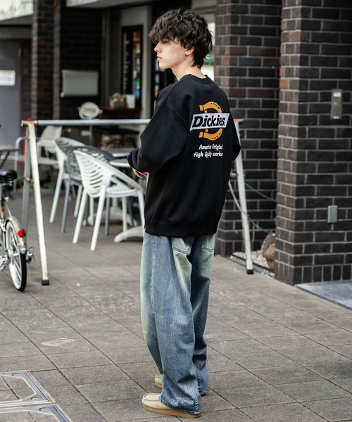 Dickies（ディッキーズ）の「Dickies 裏起毛バックプリント刺繍クルーネック長袖スウェットトレーナー（スウェット・メンズ・ブラウン/ネイビー/オートミール/ブラック系/ブラウン系/ブラック/ネイビー系/グレー系・M/LL/L）」の17枚目の写真