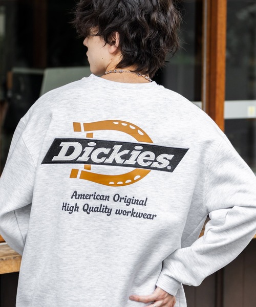 Dickies（ディッキーズ）の「Dickies 裏起毛バックプリント刺繍クルーネック長袖スウェットトレーナー（スウェット・メンズ・ブラウン/ネイビー/オートミール/ブラック系/ブラウン系/ブラック/ネイビー系/グレー系・M/LL/L）」の22枚目の写真