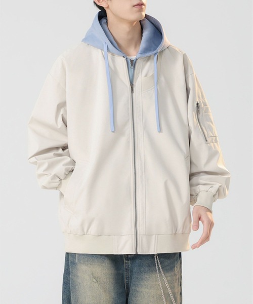 aimoha（アイモハ）の「撥水加工フード付きMA-1ジャケット/Water-repellent hooded MA-1 jacket（MA-1・メンズ・ブラック/ライトベージュ/パープル・MEDIUM/LARGE/X-LARGE）」の2枚目の写真